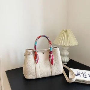 New in handbag New Fashion Shoulder Bag Daily All-match Large Capacity Shoulder Strap Handbag Elegant Elegant Women's Bag